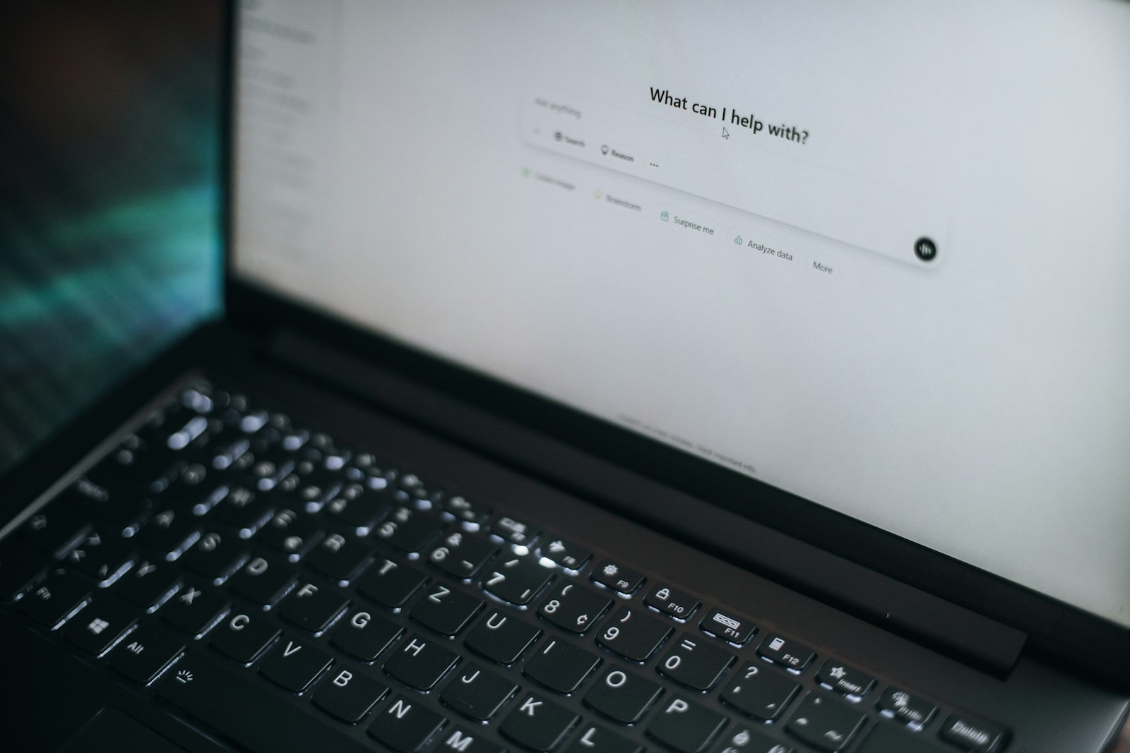 How Small Business Owners Can Use AI to Write Better Website Copy (Without Sounding Like Everyone Else)