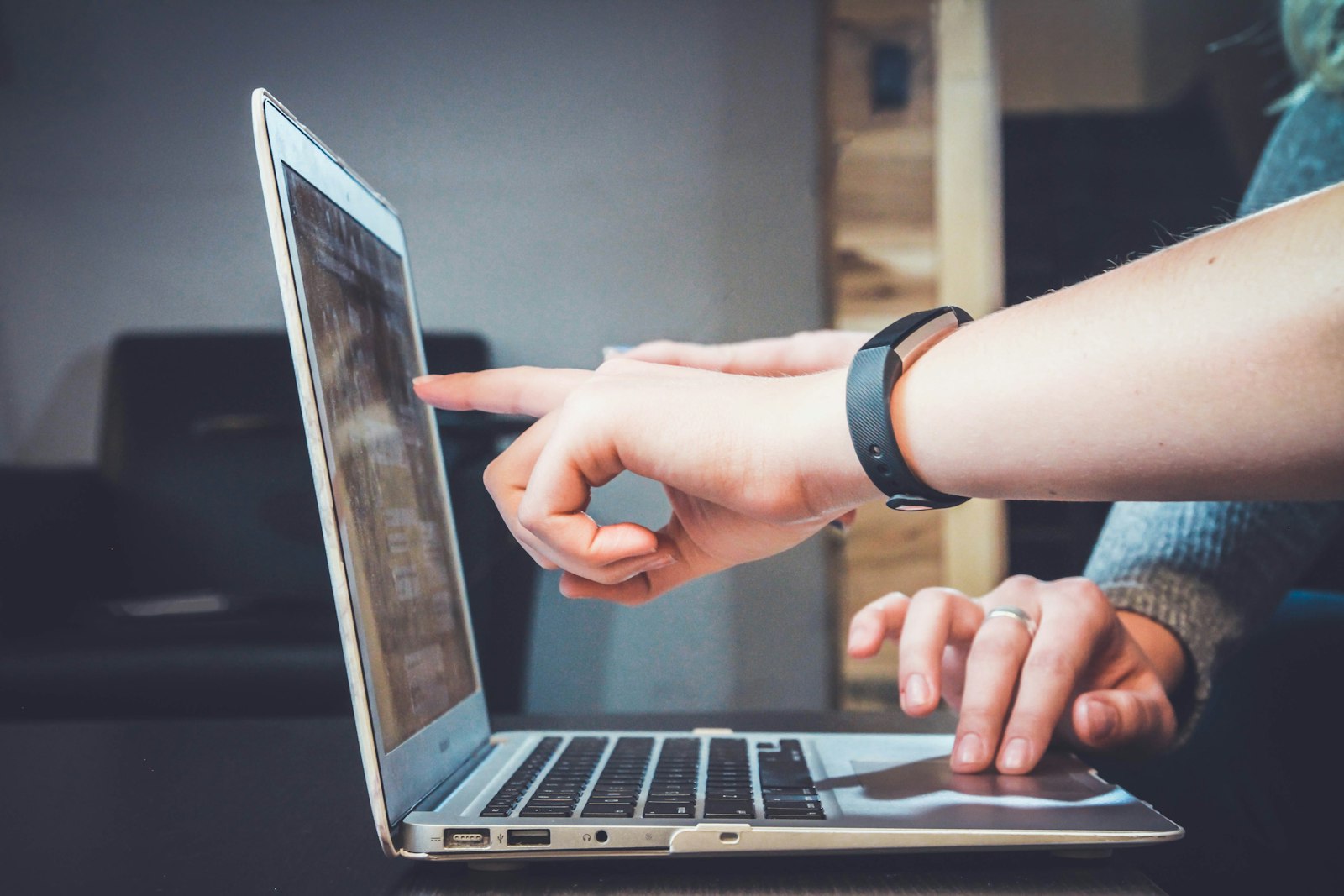 How to Optimize Your Website for 'Near Me' Searches and Win Local Customers